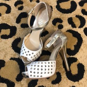 Kurt heels by Rock & Republic